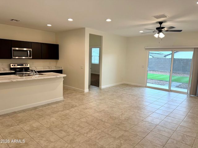 8233 W CLEMENTE Way, Florence, AZ 85132