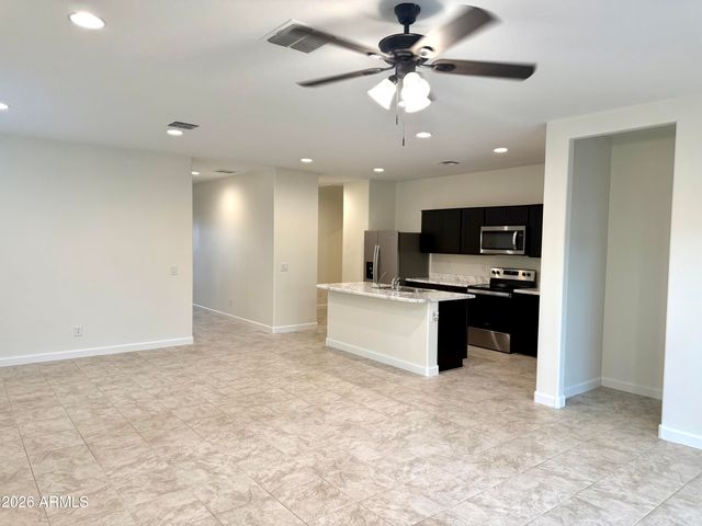 8233 W CLEMENTE Way, Florence, AZ 85132