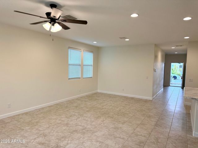 8233 W CLEMENTE Way, Florence, AZ 85132