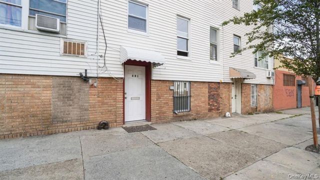681 Rhinelander Avenue, Bronx, NY 10462