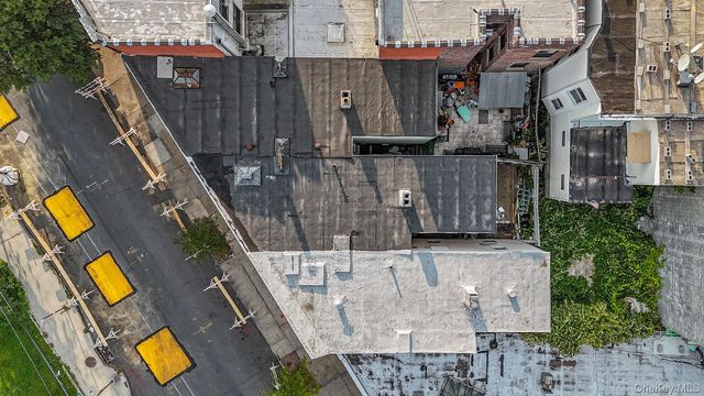 681 Rhinelander Avenue, Bronx, NY 10462