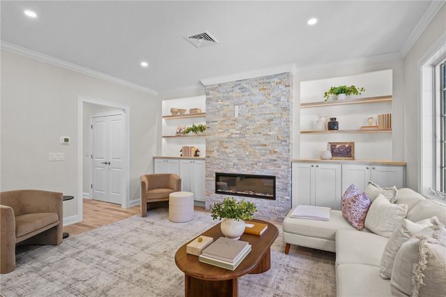 191 Pippin Orchard Road, Cranston, RI 02921