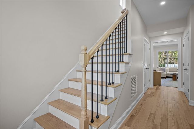 191 Pippin Orchard Road, Cranston, RI 02921