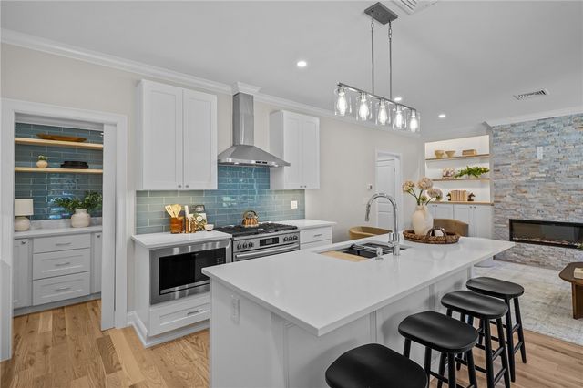 191 Pippin Orchard Road, Cranston, RI 02921