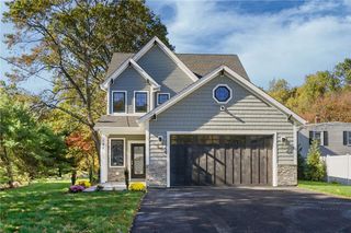 191 Pippin Orchard Road, Cranston, RI 02921