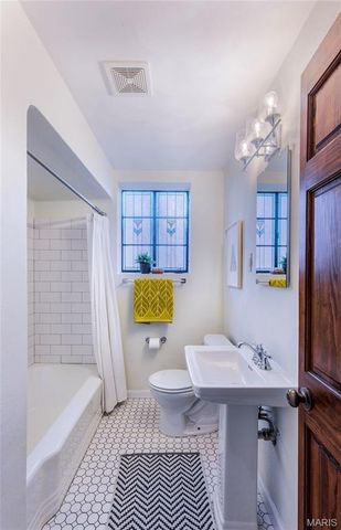 6759 Delor Street, St Louis, MO 63109