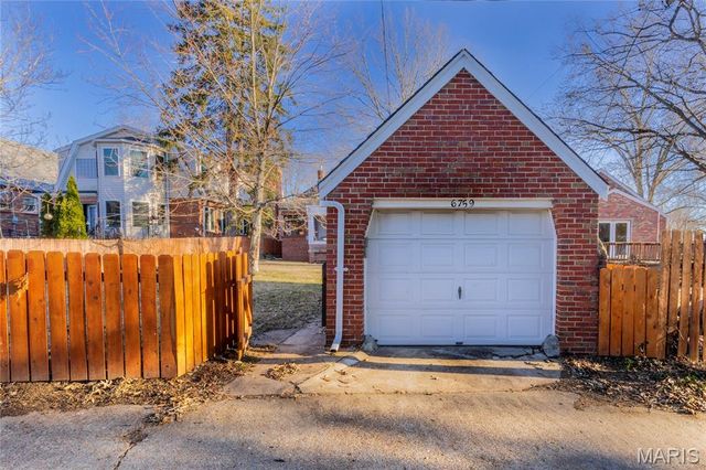6759 Delor Street, St Louis, MO 63109