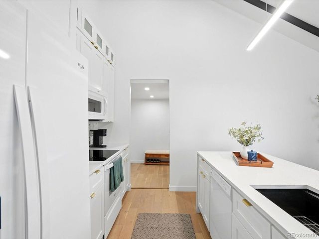 4122 W 49th Ave, Denver, CO 80212