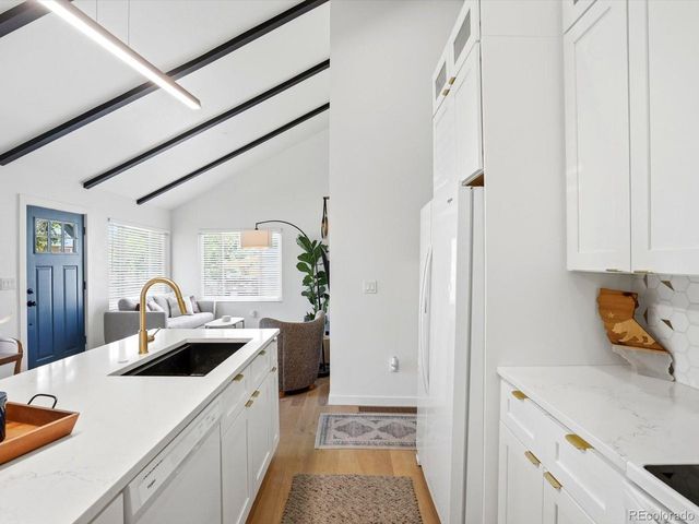 4122 W 49th Ave, Denver, CO 80212