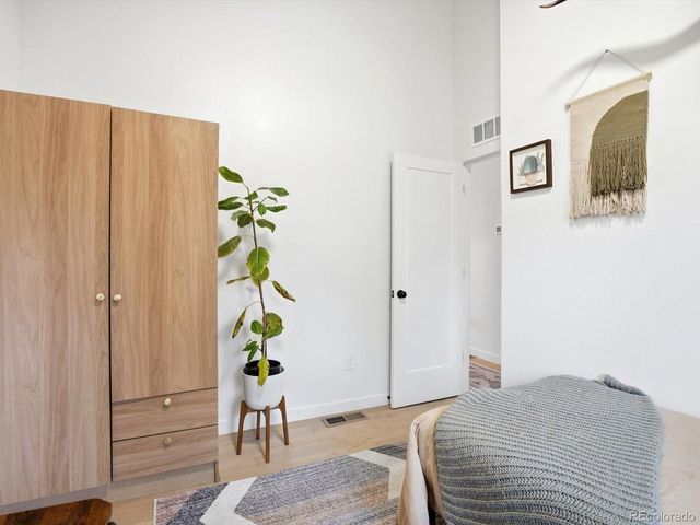 4122 W 49th Ave, Denver, CO 80212