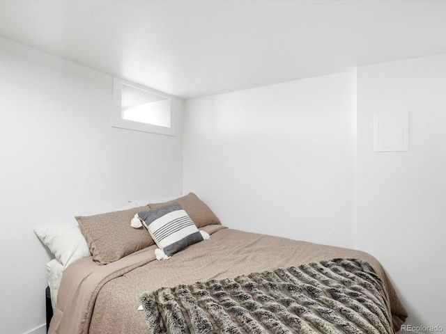 4122 W 49th Ave, Denver, CO 80212