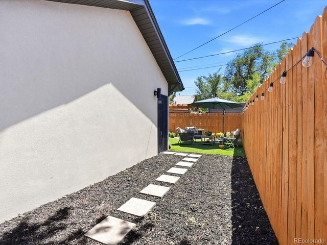 4122 W 49th Ave, Denver, CO 80212