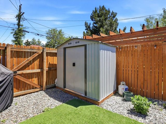 4122 W 49th Ave, Denver, CO 80212