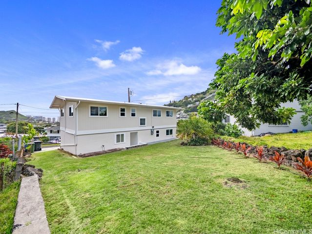 2645 Kekuanoni Street, Honolulu, HI 96813