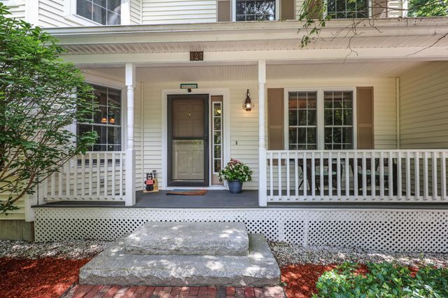 127 Broad Cove Drive, Concord, NH 03303