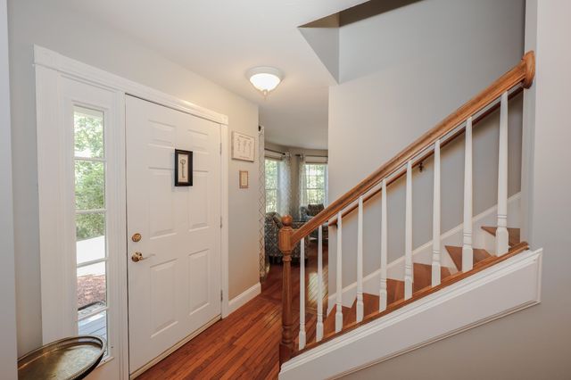 127 Broad Cove Drive, Concord, NH 03303