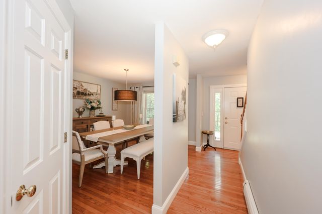 127 Broad Cove Drive, Concord, NH 03303