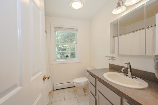 127 Broad Cove Drive, Concord, NH 03303