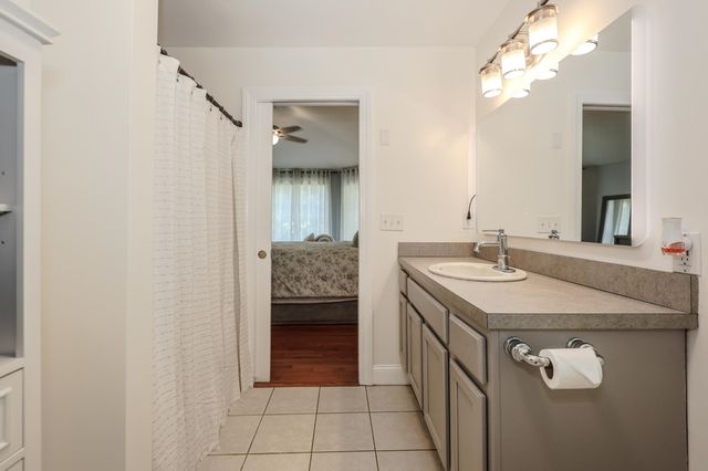 127 Broad Cove Drive, Concord, NH 03303