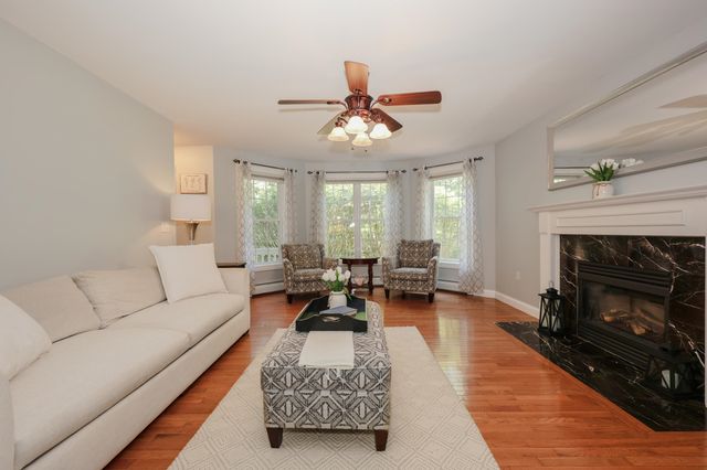 127 Broad Cove Drive, Concord, NH 03303