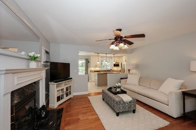 127 Broad Cove Drive, Concord, NH 03303