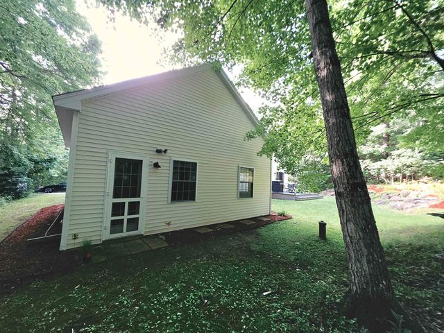 127 Broad Cove Drive, Concord, NH 03303