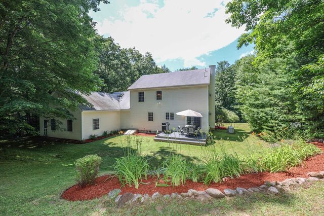 127 Broad Cove Drive, Concord, NH 03303
