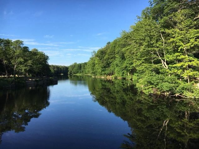 127 Broad Cove Drive, Concord, NH 03303