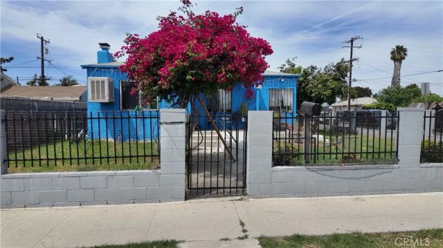 1001 W 133rd, Compton, CA 90222