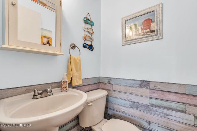 641 Seventh Avenue, Toms River, NJ 08757