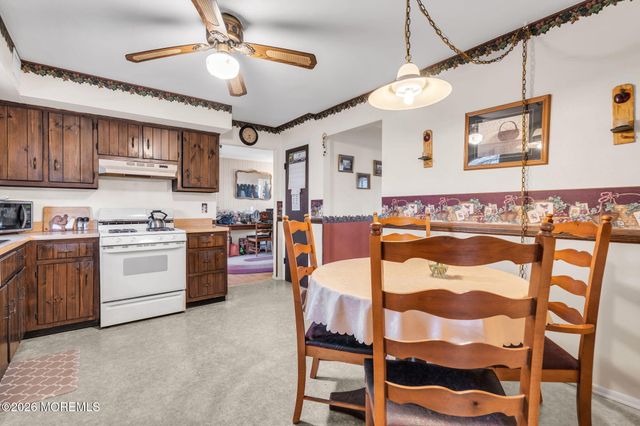 641 Seventh Avenue, Toms River, NJ 08757