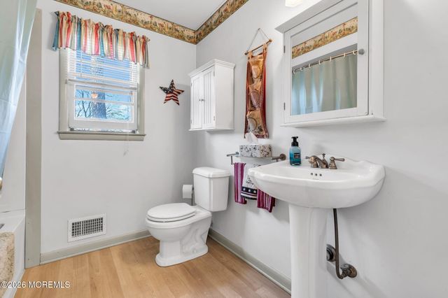 641 Seventh Avenue, Toms River, NJ 08757