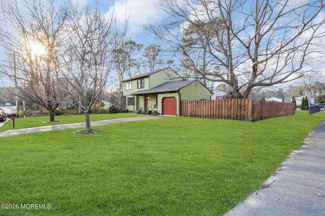 641 Seventh Avenue, Toms River, NJ 08757