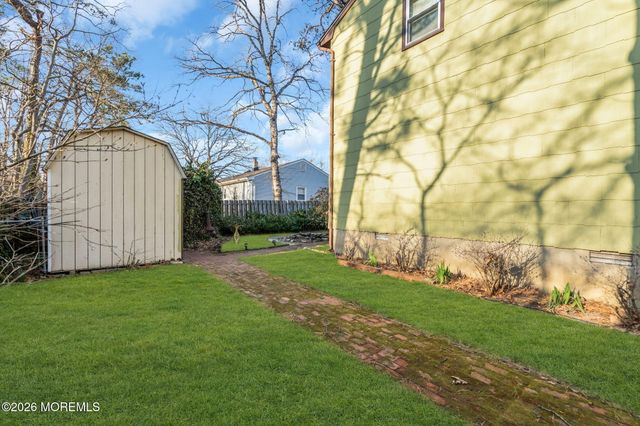 641 Seventh Avenue, Toms River, NJ 08757