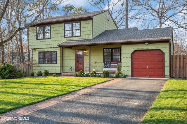 641 Seventh Avenue, Toms River, NJ 08757