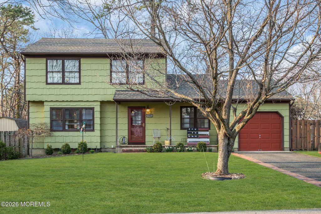 641 Seventh Avenue, Toms River, NJ 08757