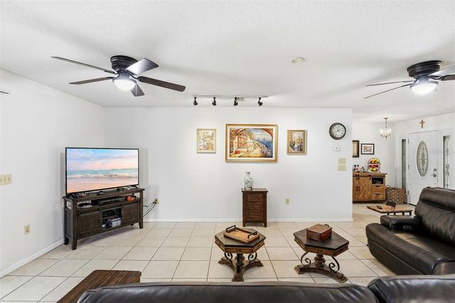 623 GREEN MEADOW AVENUE, Maitland, FL 32751