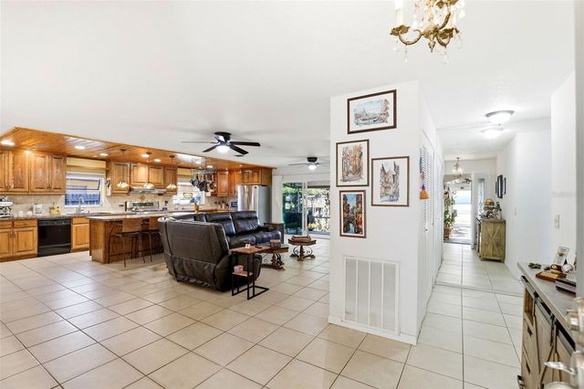 623 GREEN MEADOW AVENUE, Maitland, FL 32751