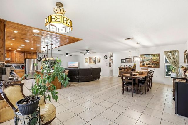 623 GREEN MEADOW AVENUE, Maitland, FL 32751