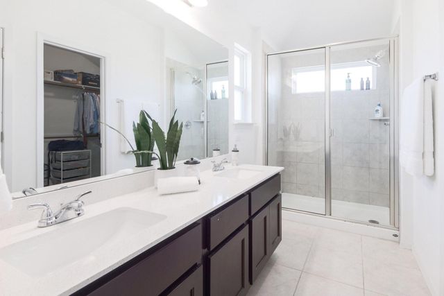 1408 Flint Knapper DR, Georgetown, TX 78626