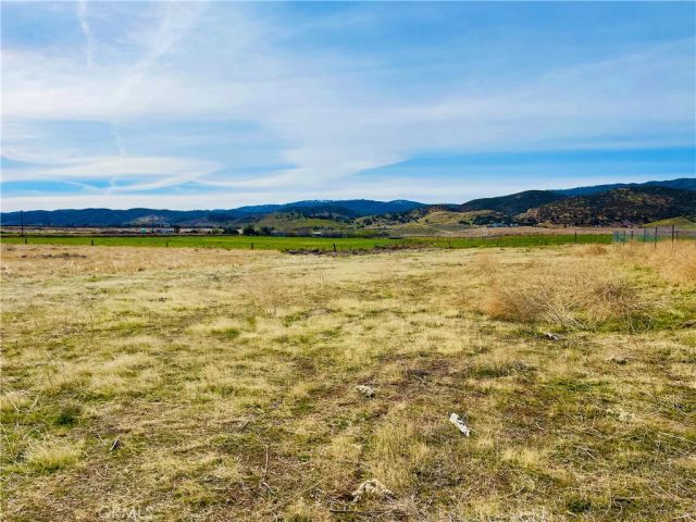 49357 W. Avenue D, Lake Hughes, CA 93536