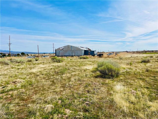 49357 W. Avenue D, Lake Hughes, CA 93536