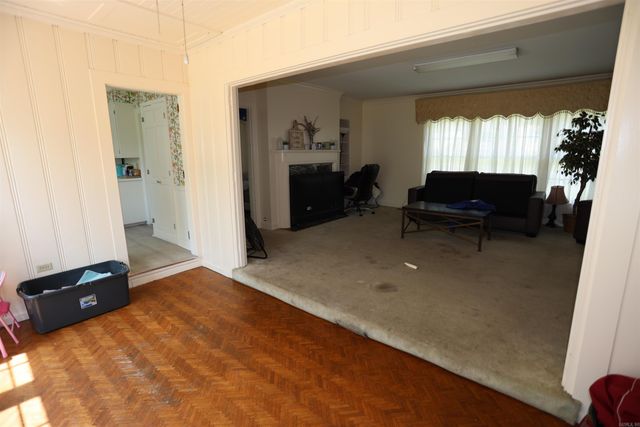 401 W 4th, Fordyce, AR 71742