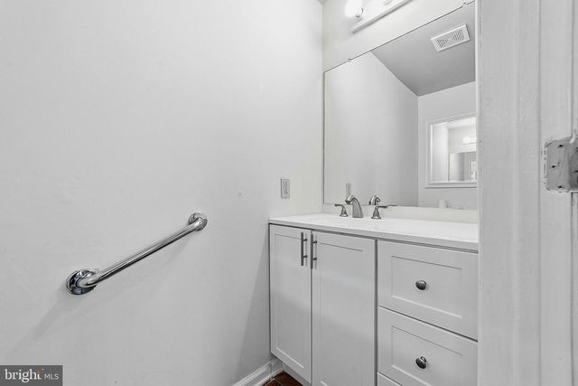 50 WILDCAT BRANCH DR, Sicklerville, NJ 08081