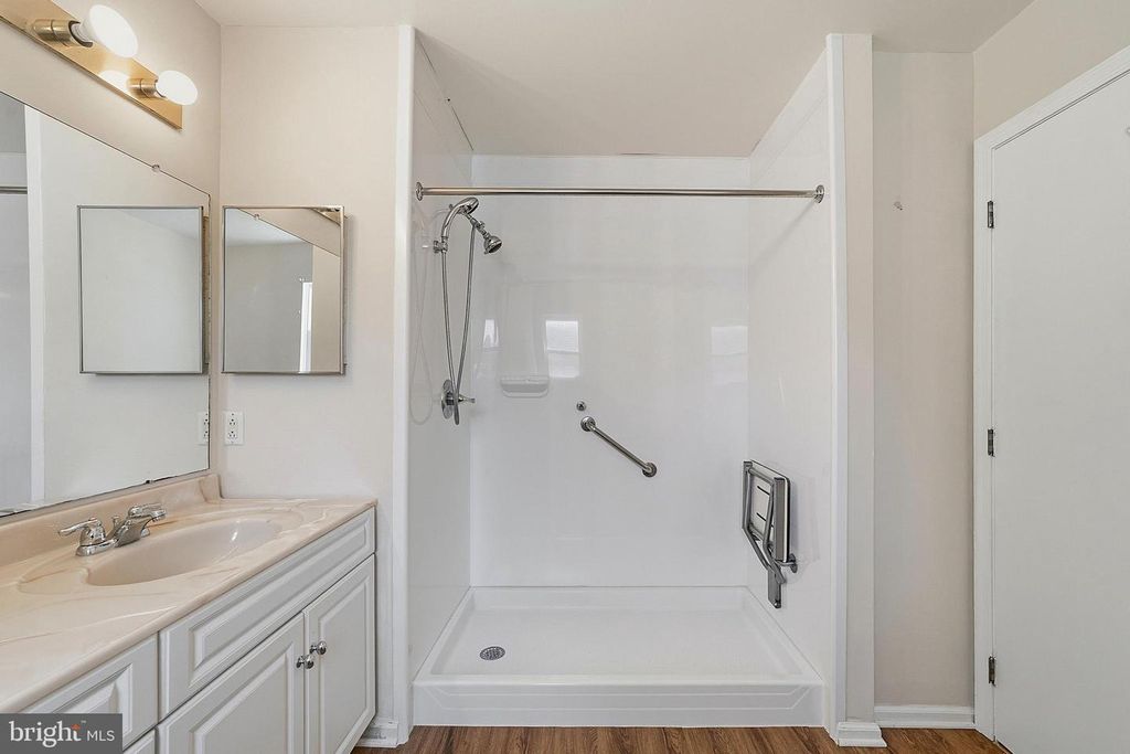 Image 23 of property listing at 50 WILDCAT BRANCH DR, Sicklerville, NJ 08081