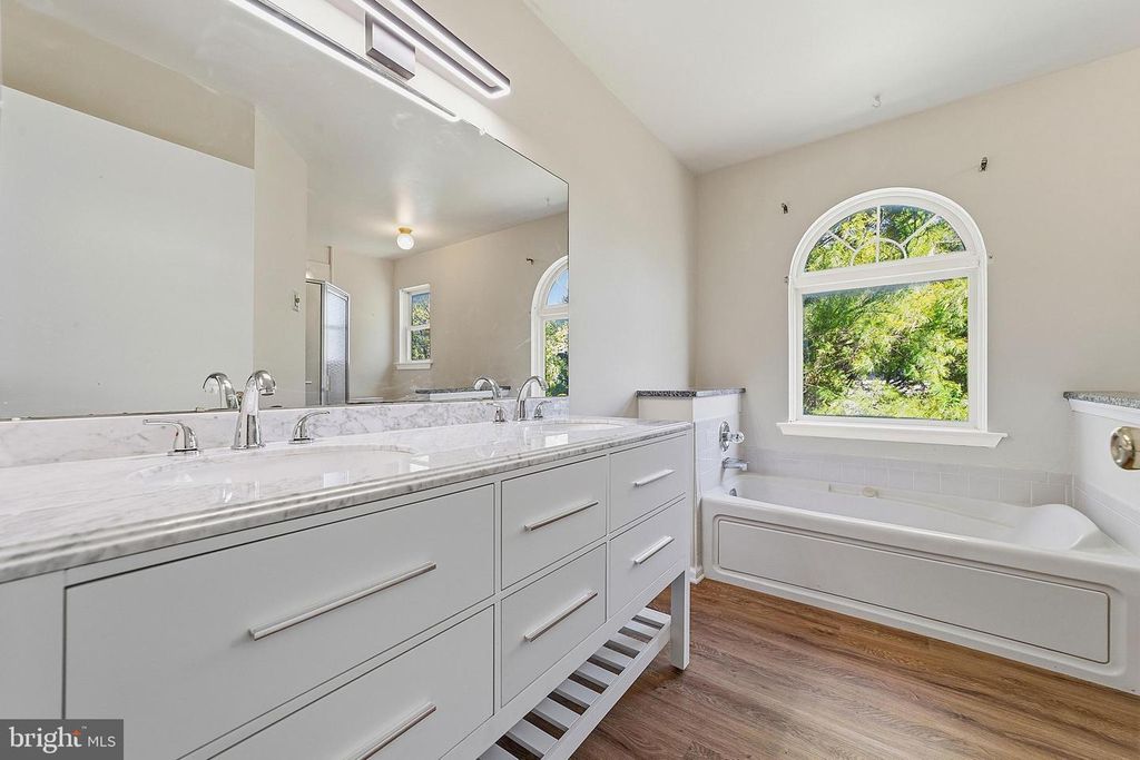 Image 27 of property listing at 50 WILDCAT BRANCH DR, Sicklerville, NJ 08081