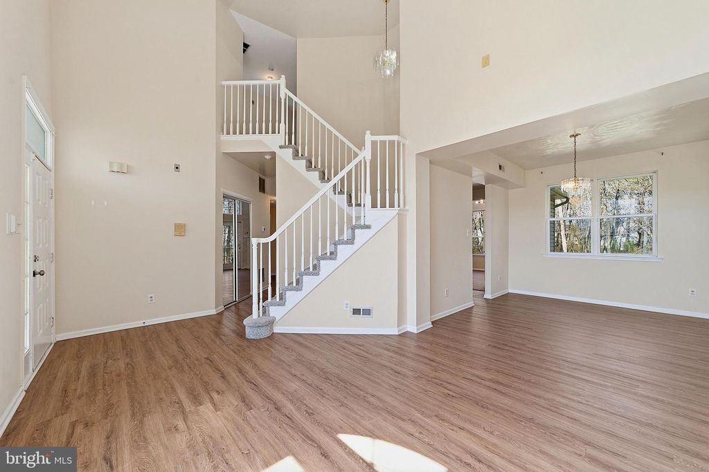 Image 7 of property listing at 50 WILDCAT BRANCH DR, Sicklerville, NJ 08081