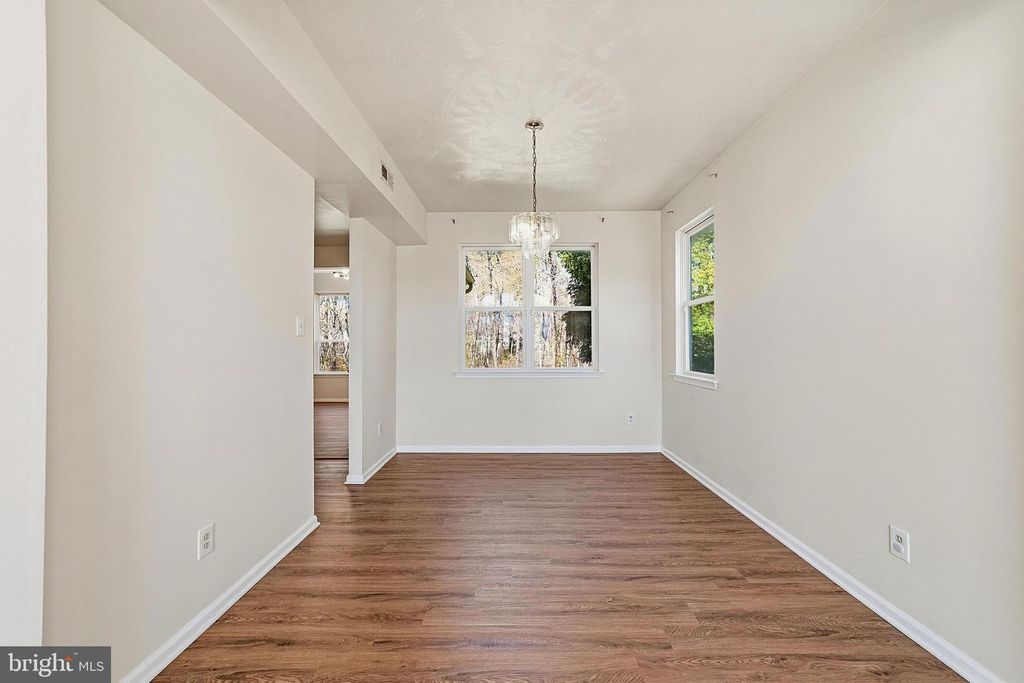 Image 9 of property listing at 50 WILDCAT BRANCH DR, Sicklerville, NJ 08081