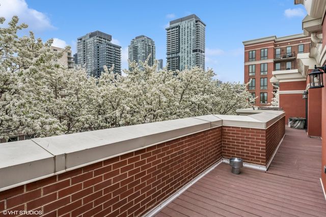 1212 N Orleans Street, Chicago, IL 60610