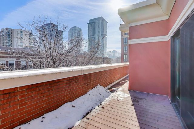 1212 N Orleans Street, Chicago, IL 60610